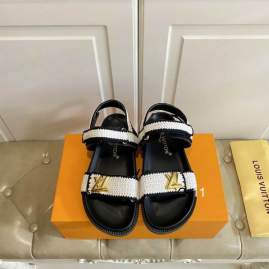 Picture of Louis Vuitton Shoes _SKULVsz35-40Y010812309